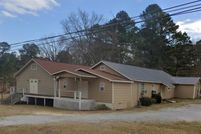 House in Calhoun County, Alabama