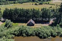 House in Lewis County, Washington