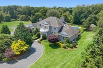 House in Bristol County, Massachusetts
