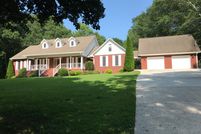 House in Marshall County, Alabama