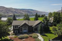 House in Chelan County, Washington