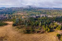 Farm and Ranch in Pend Oreille County, Washington