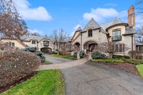 House in Lake County, Illinois
