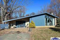 House in Vermillion County, Indiana
