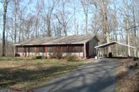 Land in Jefferson County, West Virginia