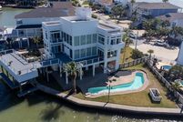 House in Galveston County, Texas