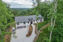 House in Cheatham County, Tennessee