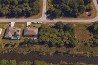 Lakefront Property for sale in Sarasota County, Florida