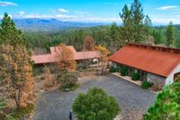 Land in Mariposa County, California