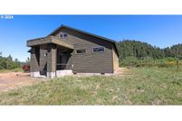 Land in Lane County, Oregon