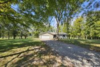 Land in Jefferson County, Illinois