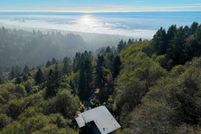 House for sale in Del Norte County, California