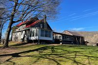 Farm and Ranch in Madison County, New York