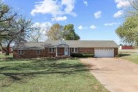 House in Logan County, Oklahoma