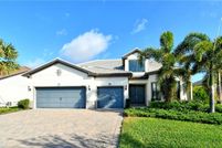 Lakefront Property for sale in Sarasota County, Florida
