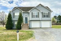 House for sale in Weakley County, Tennessee