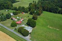 House for sale in Monroe County, Kentucky
