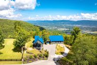 House in Sequatchie County, Tennessee