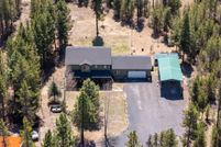House for sale in Deschutes County, Oregon