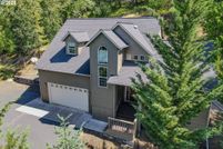 House for sale in Douglas County, Oregon