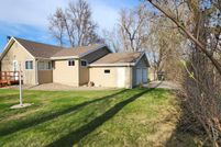 House in Oliver County, North Dakota
