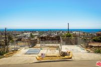 Land for sale in Los Angeles County, California