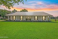 Land for sale in Lafayette Parish, Louisiana