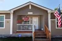 House for sale in Lane County, Oregon