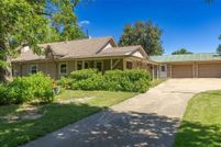 House for sale in Wood County, Texas