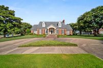 House for sale in Ellis County, Texas