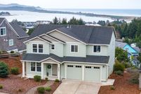 House for sale in Lincoln County, Oregon