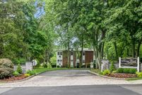 House for sale in Suffolk County, New York
