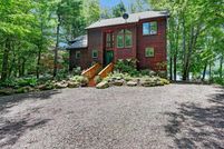 House for sale in Wayne County, Pennsylvania