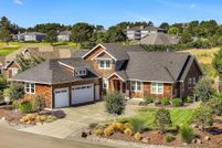 House for sale in Clatsop County, Oregon