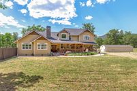 House for sale in Jackson County, Oregon