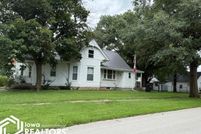 House for sale in Henry County, Iowa