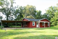House for sale in Bowie County, Texas