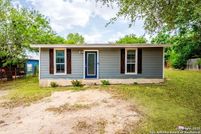 House for sale in Atascosa County, Texas