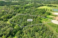 Homesite for sale in Dubuque County, Iowa