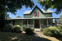 House for sale in Lane County, Oregon
