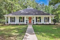 House for sale in Elmore County, Alabama