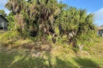 Land for sale in Charlotte County, Florida