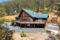 House for sale in Siskiyou County, California