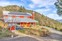 House for sale in Jackson County, Oregon