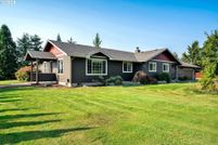 House for sale in Lane County, Oregon