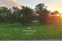 Homesite for sale in Linn County, Iowa