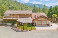 House for sale in Josephine County, Oregon