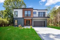 Lakefront Property for sale in Suffolk County, New York