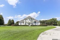 Lakefront Property for sale in East Baton Rouge Parish, Louisiana