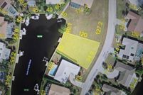 Lakefront Property for sale in Charlotte County, Florida